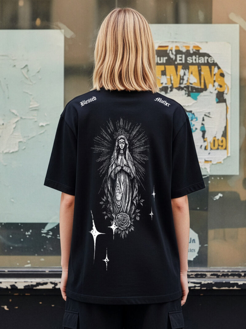 T-shirt Blessed Mother